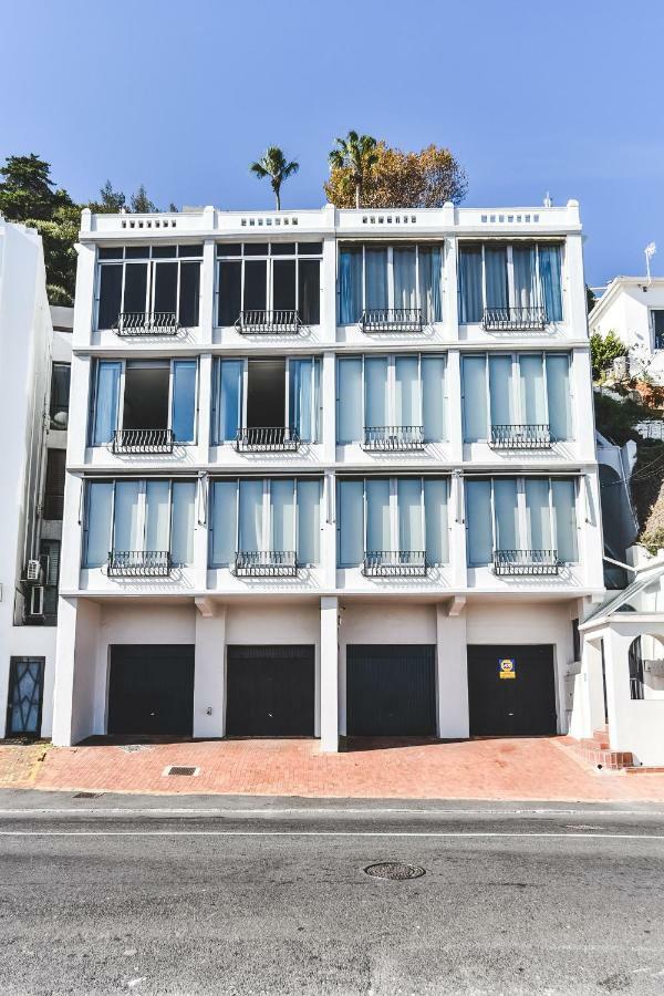 Hamilton Court 2 Cape Town